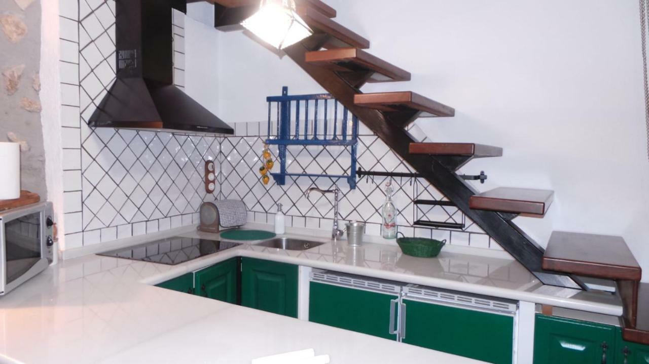 Vivienda Rural Fuente De Los Gusarapos Burunchel Kültér fotó