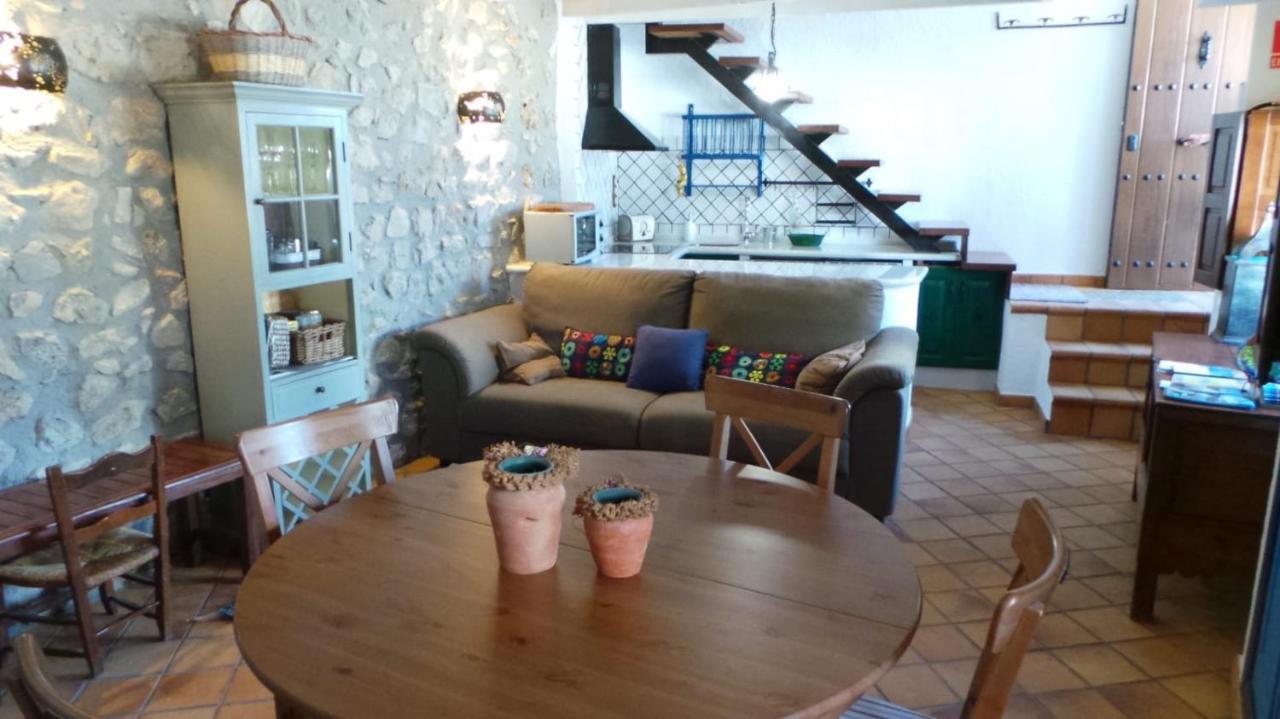Vivienda Rural Fuente De Los Gusarapos Burunchel Kültér fotó
